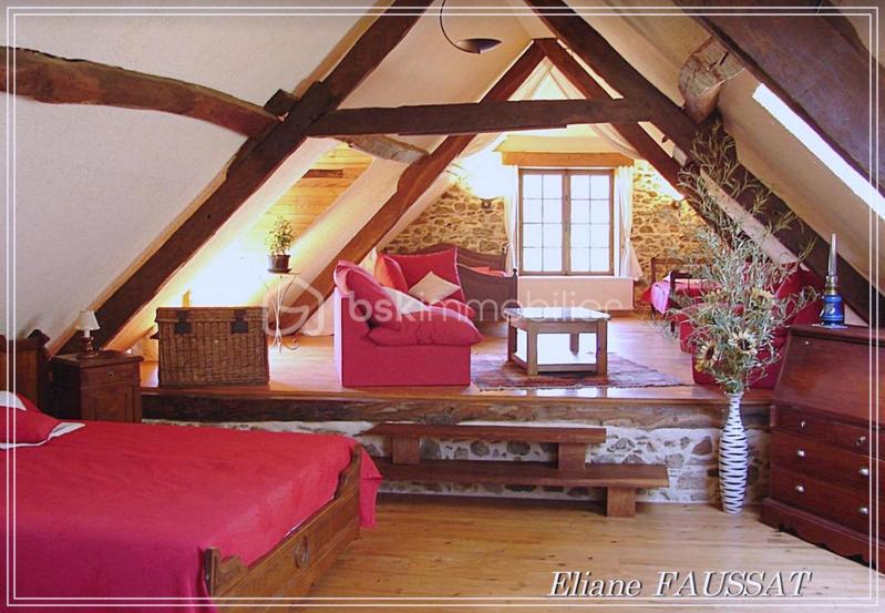 Maison - 290 m² - 9 pièces
