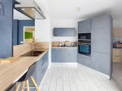 Appartement - 77 m² - 3 pièces