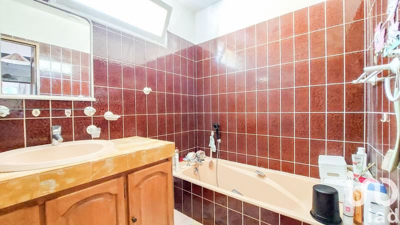 Maison - 215 m² - 8 pièces