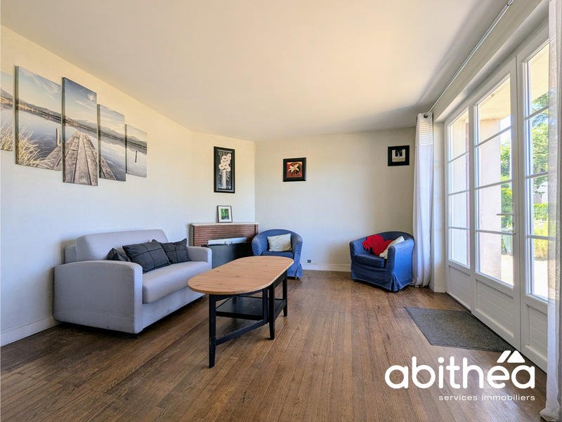 Maison - 104 m² - 6 pièces