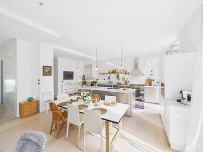 Appartement - 114 m² - 4 pièces