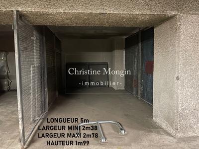 Parking / Garage - 14 m²