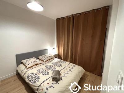 Chambre - 10 m² - 1 pièce