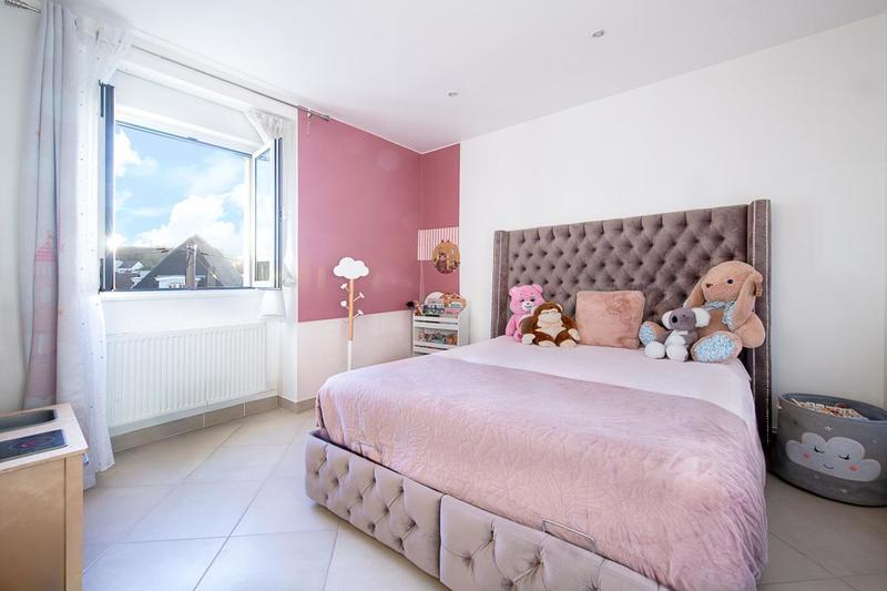 Maison - 350 m² - 5 pièces