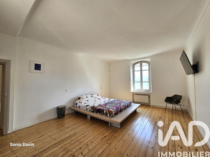 Maison de village - 214 m² - 5 pièces