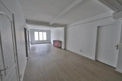 Appartement - 102 m² - 2 pièces