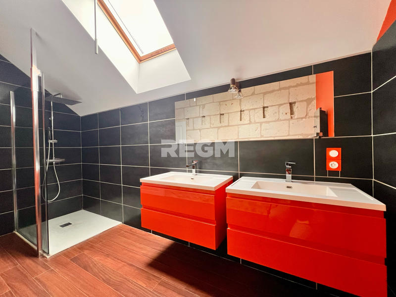 Maison - 150 m² - 7 pièces