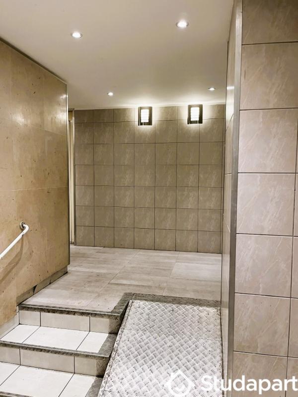 Chambre - 101 m² - 1 pièce