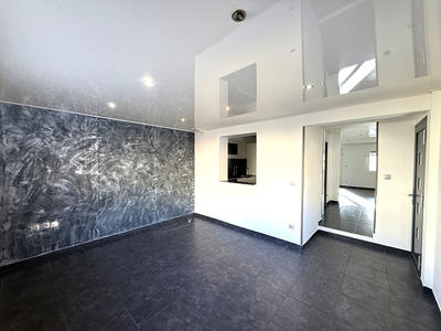 Maison - 98 m² - 4 pièces