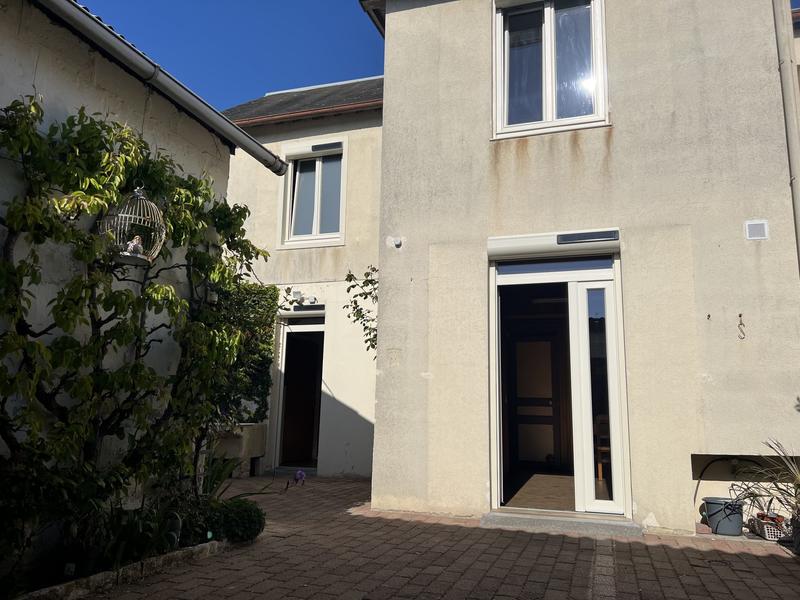 Maison - 94 m² - 4 pièces