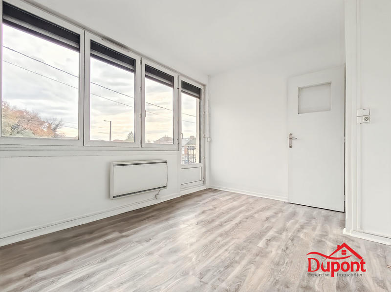 Maison - 92 m² - 5 pièces