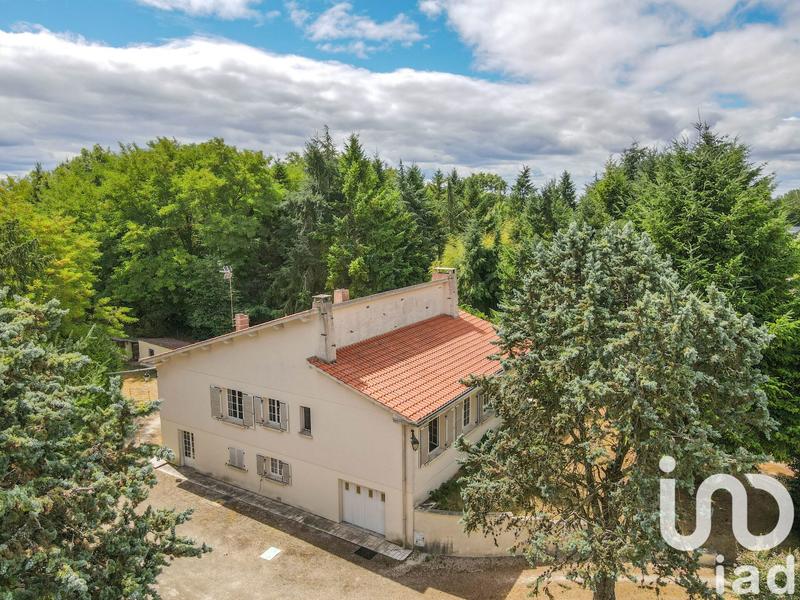 Maison - 166 m² - 7 pièces