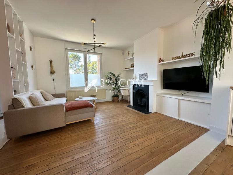 Maison - 106 m² - 7 pièces