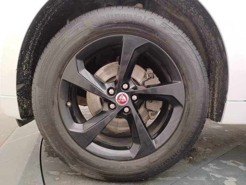 Jaguar F-Pace 2.0 d - 180 ch Awd Bva8 R-Sport