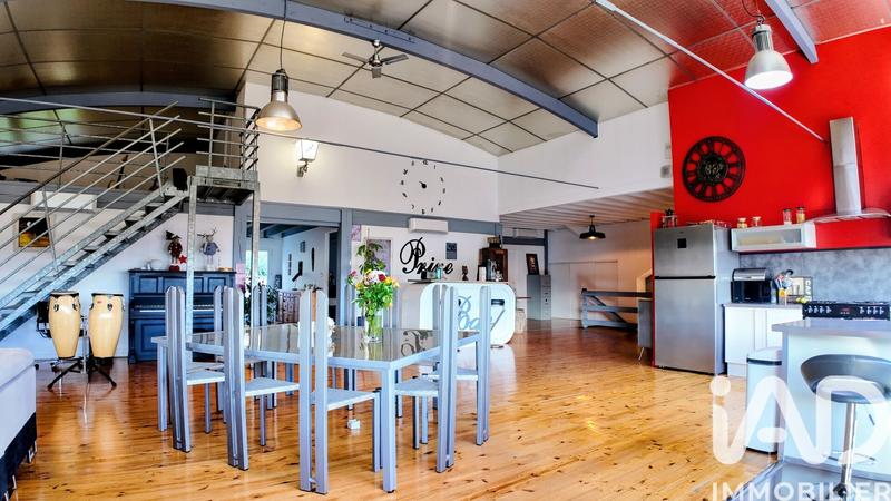 Maison - 278 m² - 7 pièces