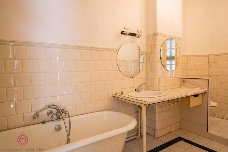 Maison de village - 282 m² - 8 pièces