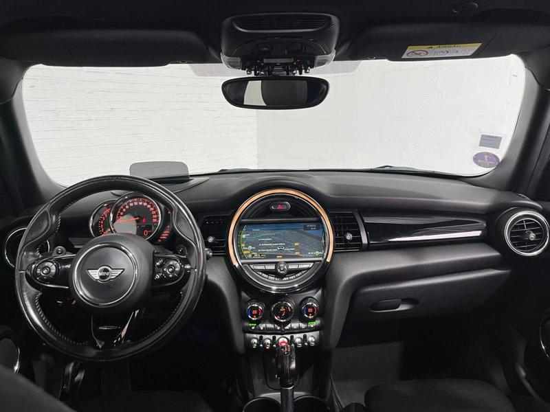 Mini 5 portes Hatch F55 Cooper s 192 ch Bva6 Finition Exquisite