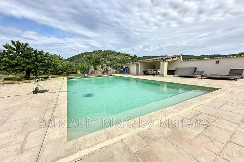 Propriété - 450 m² - 12 pièces