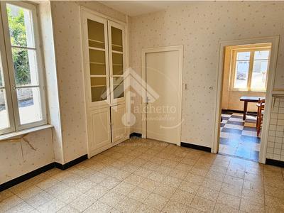 Maison de village - 130 m² - 6 pièces