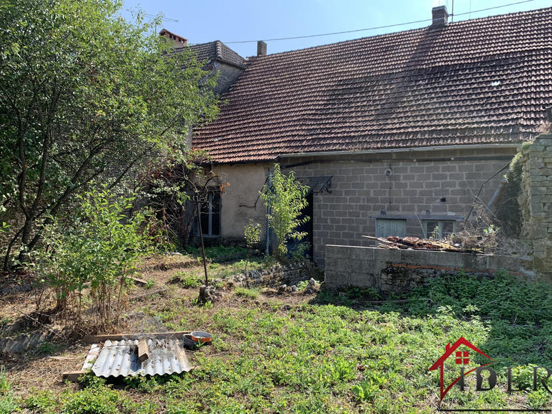 Maison de village - 100 m² - 6 pièces