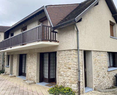 Maison - 120 m² - 5 pièces