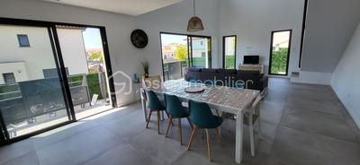 Maison - 125 m² - 5 pièces