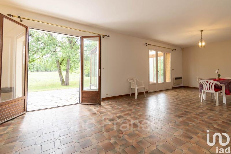 Maison - 198 m² - 5 pièces