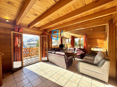 Châlet - 136 m² - 6 pièces