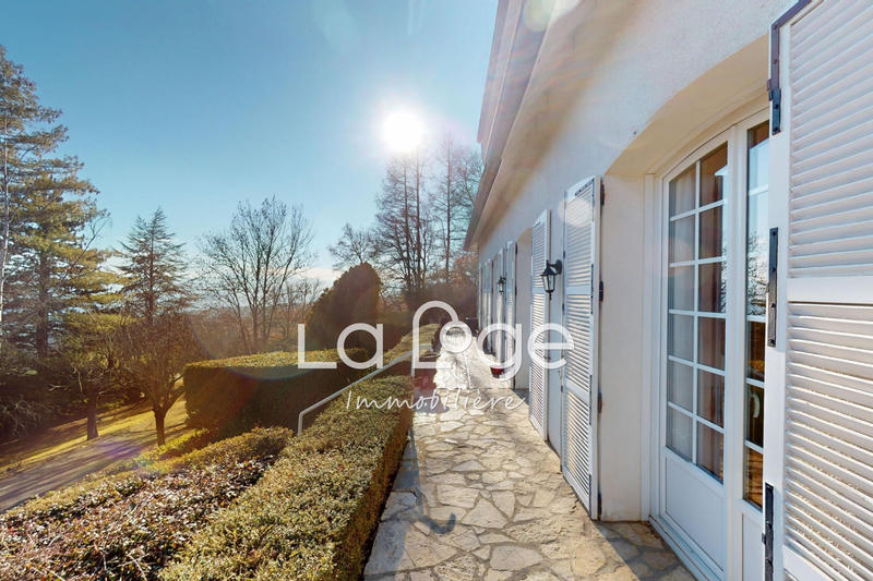 Maison - 154 m² - 6 pièces