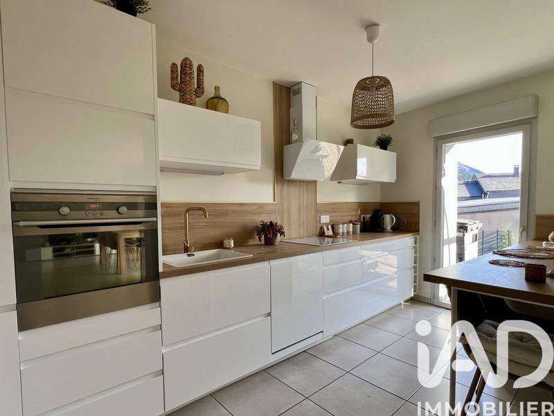 Maison - 103 m² - 5 pièces