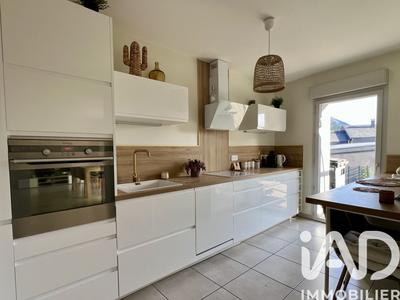 Maison - 103 m² - 5 pièces