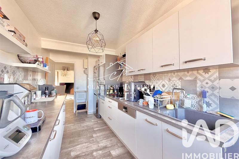 Appartement - 90 m² - 4 pièces