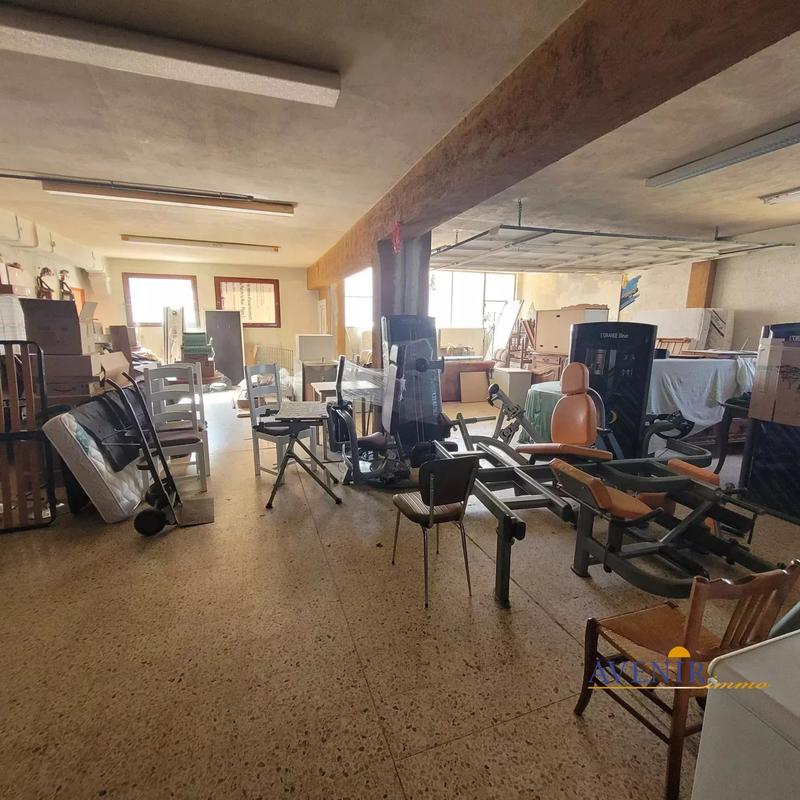 Immeuble - 975 m² - 10 pièces