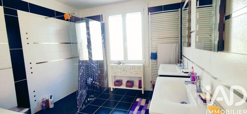 Maison - 191 m² - 5 pièces