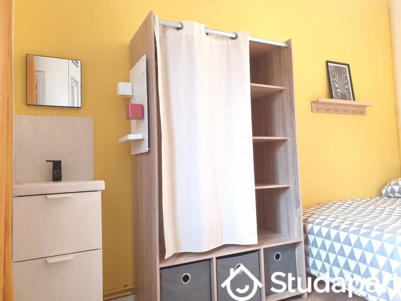 Chambre - 9 m² - 1 pièce