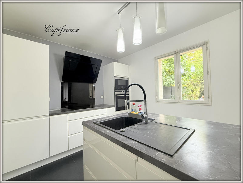 Maison - 125 m² - 6 pièces