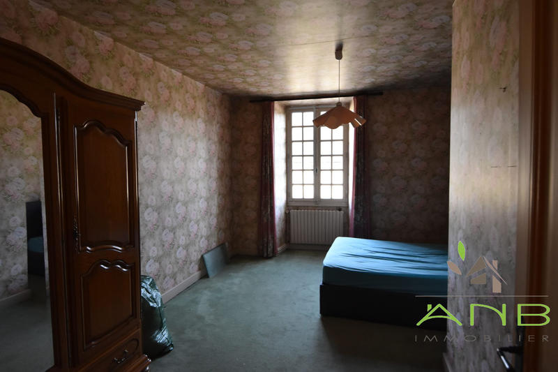 Maison - 180 m² - 9 pièces