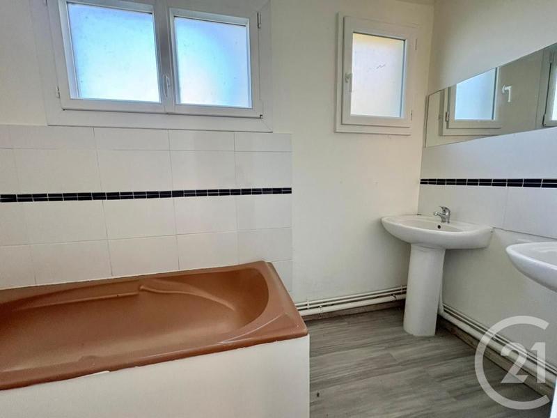 Maison - 146 m² - 5 pièces