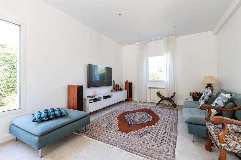 Maison - 200 m² - 7 pièces