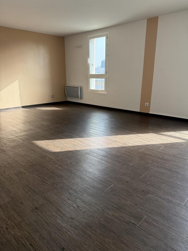 Appartement - 83 m² - 4 pièces