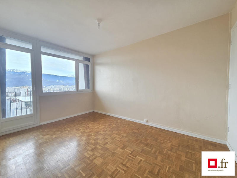 Appartement - 76 m² - 4 pièces