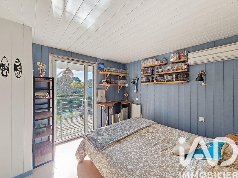 Maison - 198 m² - 8 pièces