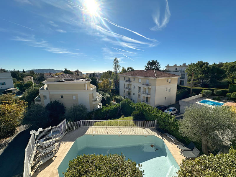 Appartement - 114 m² - 4 pièces