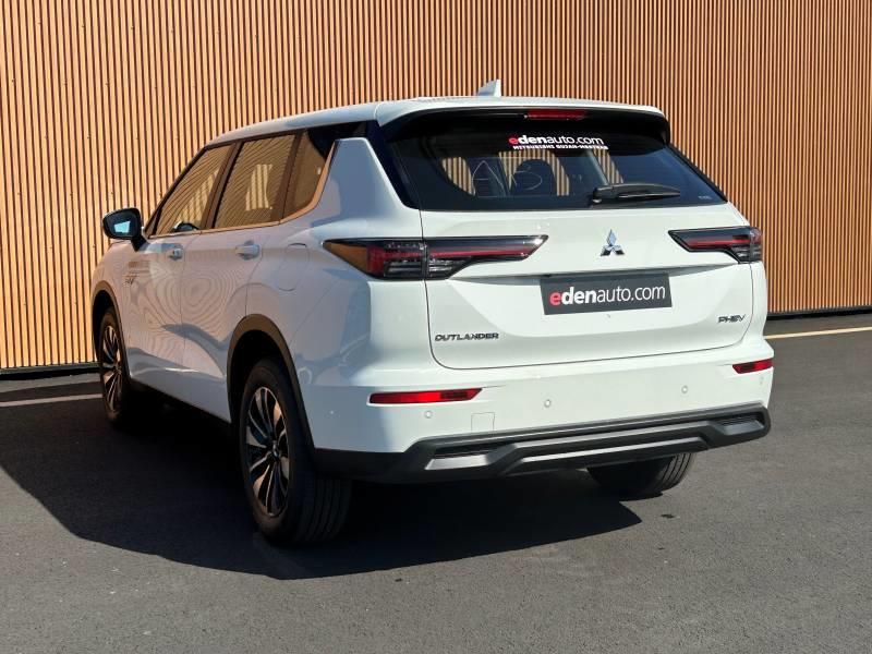 Mitsubishi Outlander 2.4 Mivec Phev 306 4wd Invite