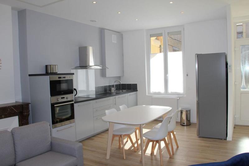 Appartement - 111 m² - 5 pièces