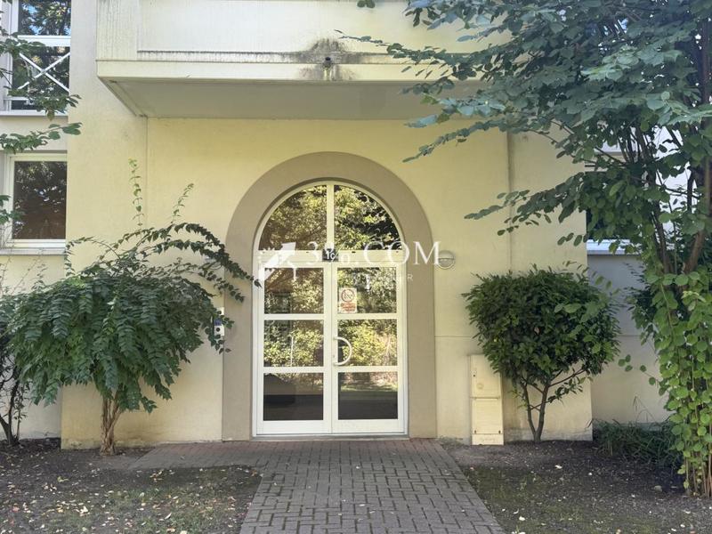 Appartement - 100 m² - 4 pièces