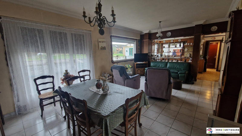 Maison - 130 m² - 8 pièces