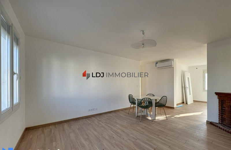 Maison traditionnelle - 124 m² - 7 pièces