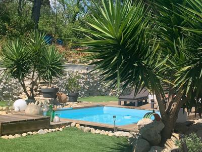 Maison - 111 m² - 5 pièces