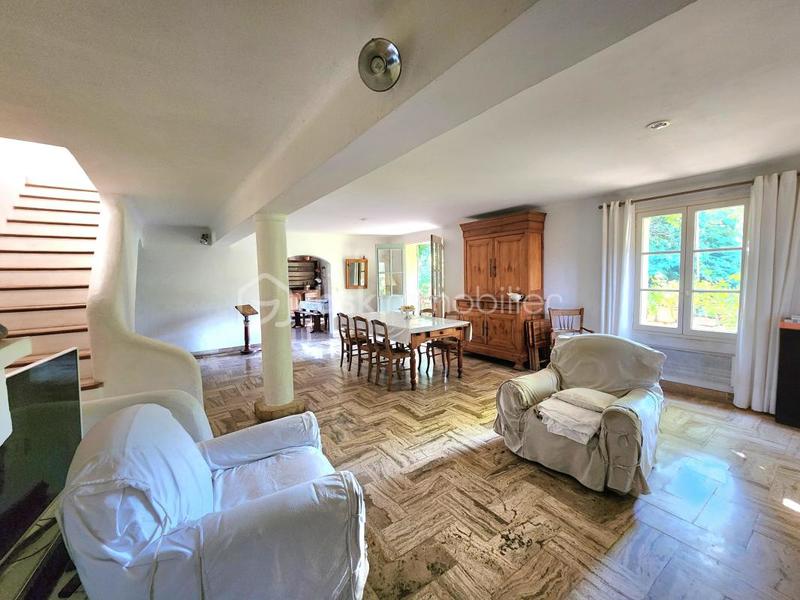 Ferme - 240 m² - 9 pièces